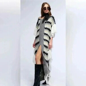AKIRA Black and White Maxi Dress